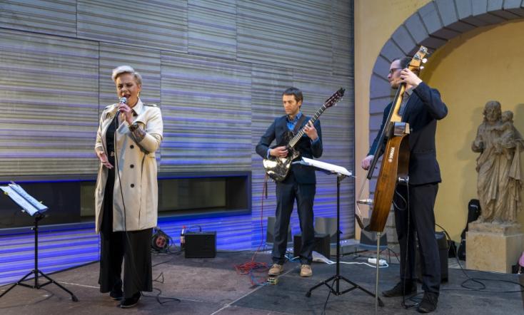 Anne Martin &amp; OneNighters im Angermuseum