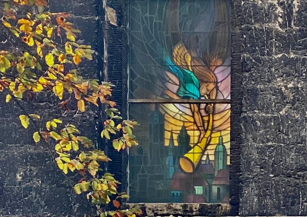 Fenster der Friedenskirche