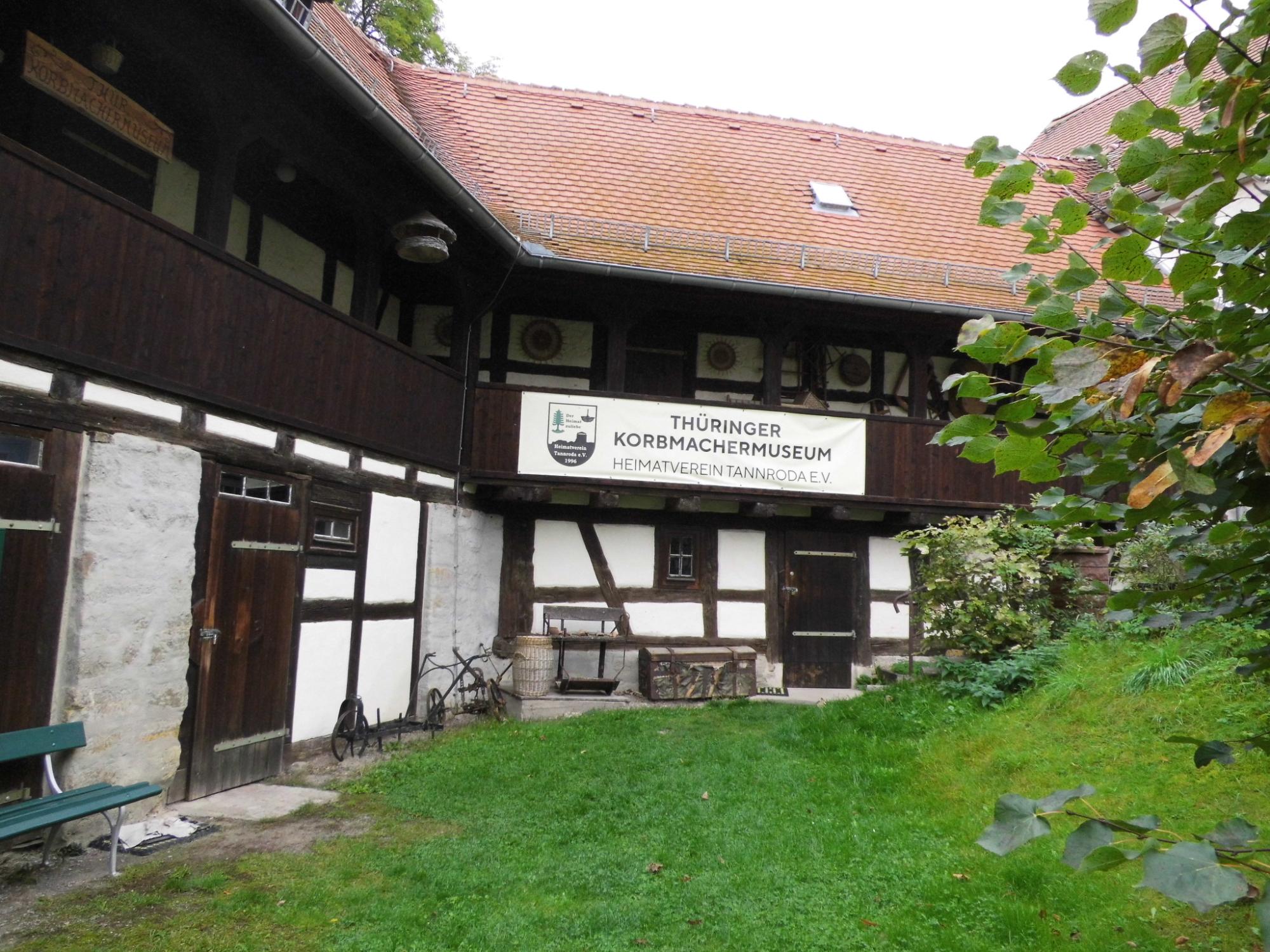 Sicht auf das Museumsgebäude von außen