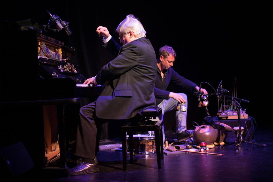 Das Duo Hintzenstern/Helbig bei einem Live-Auftritt