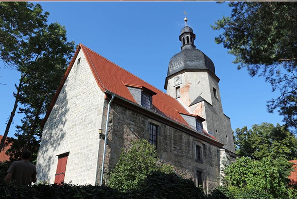 Kirche Münchengosserstädt Kirche von Außen